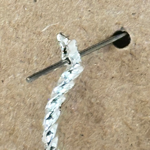 2/$15 Silver tone hinged hoop earrings w/rope style design - Picture 4 of 10